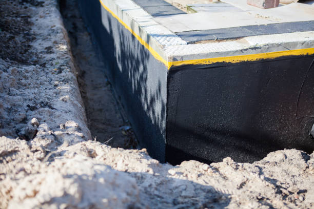 Professional Vapor Barrier Installation technician working in Quincy, MI